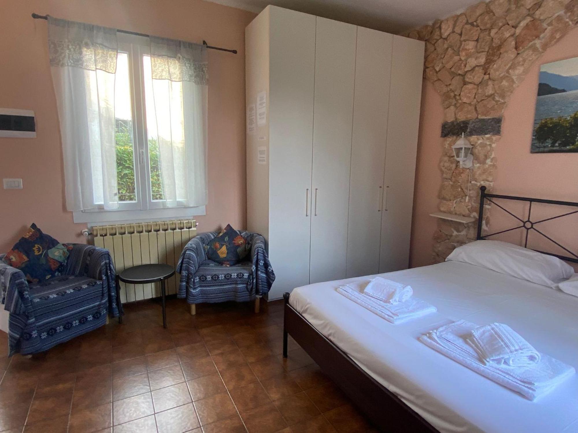 Villa The Lovers - Independent Little House With Garden à Argegno Extérieur photo